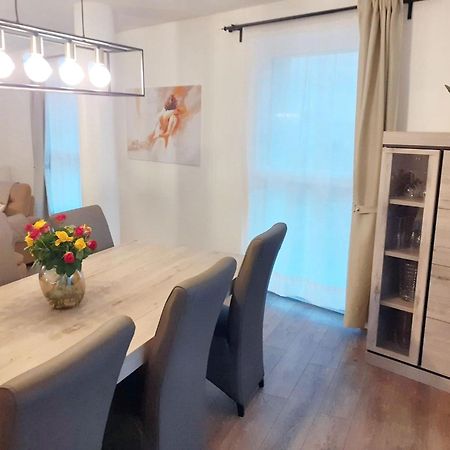 Modern Apartment In Cureghem Anderlecht 134 M² + Terrace Брюссель Екстер'єр фото