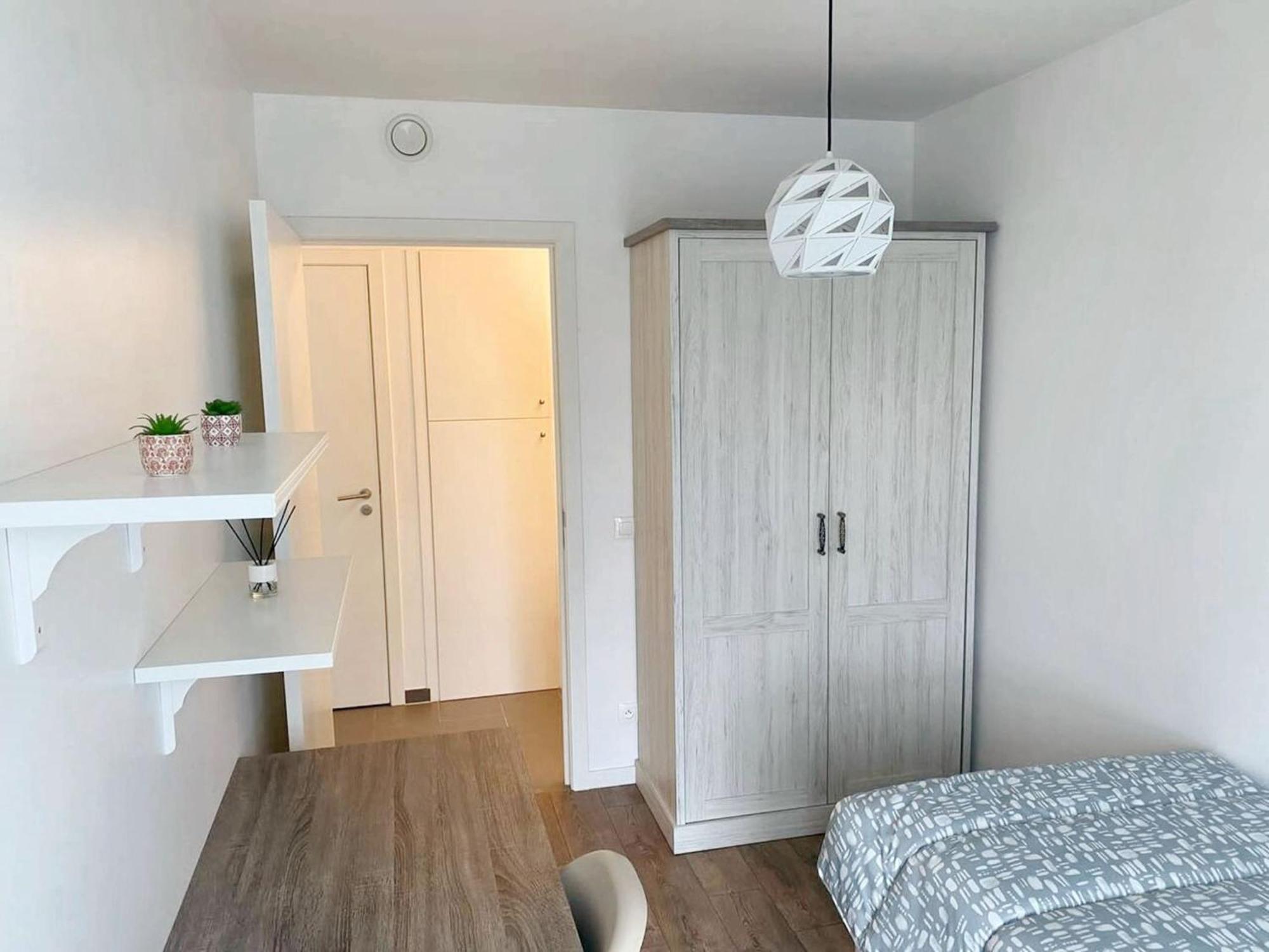 Modern Apartment In Cureghem Anderlecht 134 M² + Terrace Брюссель Екстер'єр фото